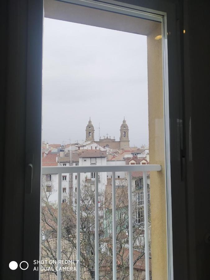 Atalaya Sobre El Casco Antiguo By Clabao Apartment Pamplona Bagian luar foto
